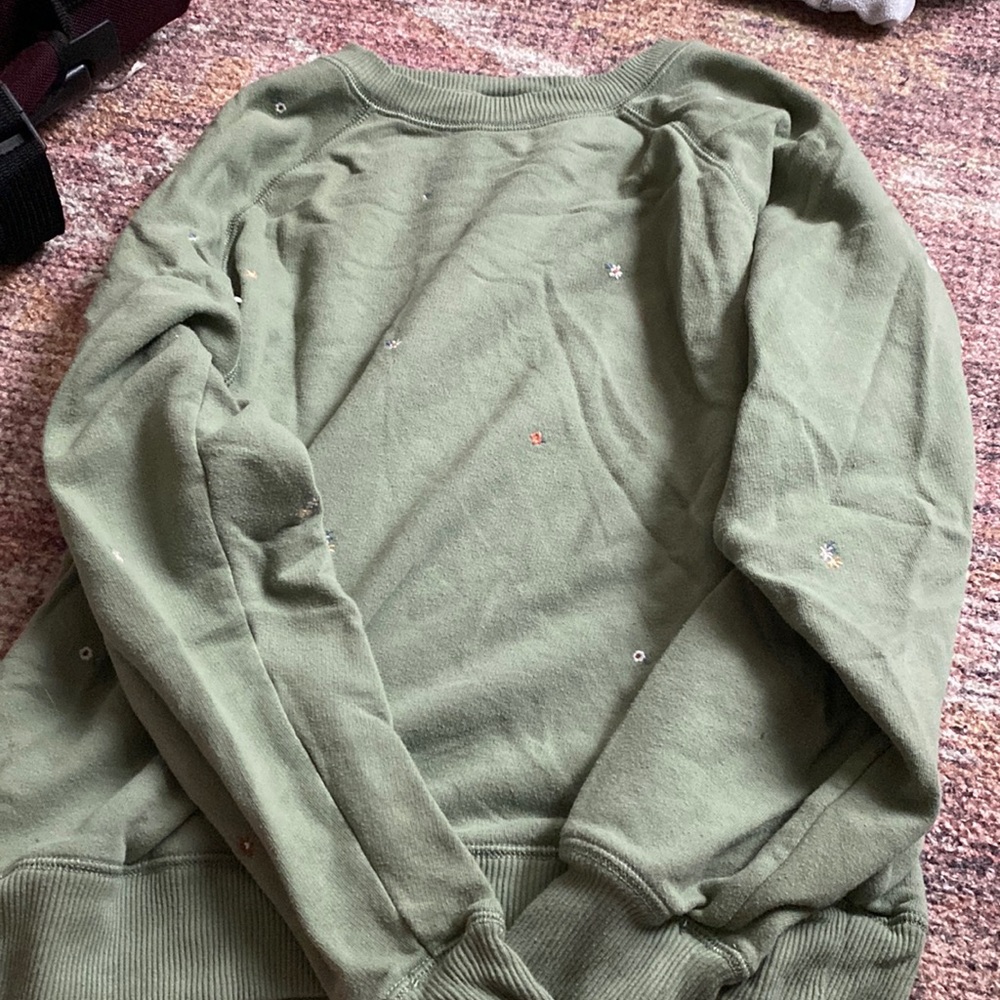 american eagle crew neck